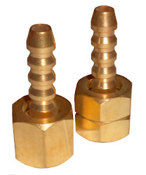 Sats L/R Mutter, 9/16" + 2st slangnippel för 6mm slang